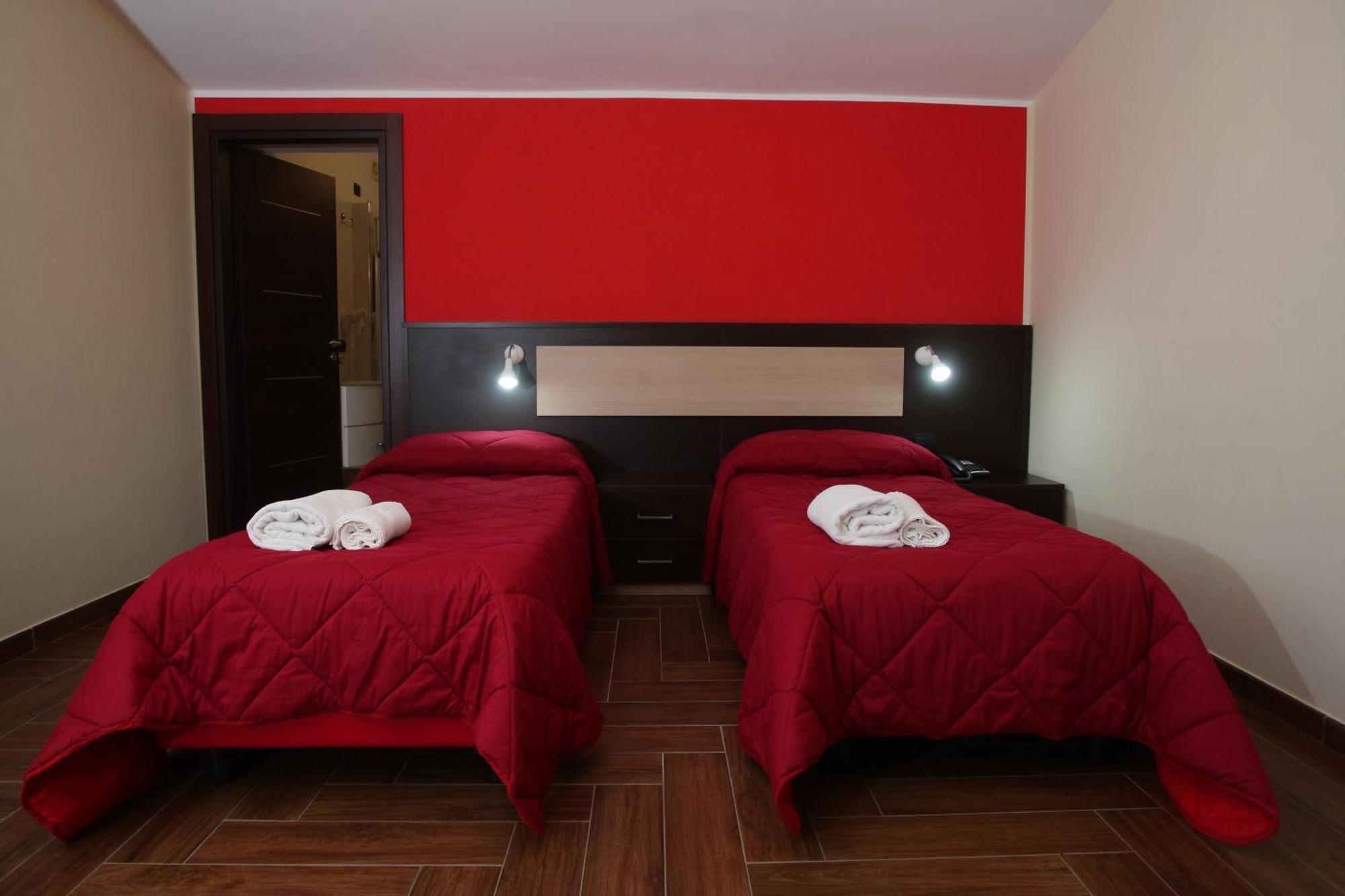 Hotel Paradiso 팔레나 외부 사진