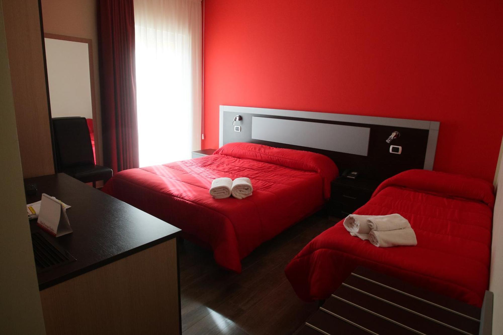 Hotel Paradiso 팔레나 외부 사진