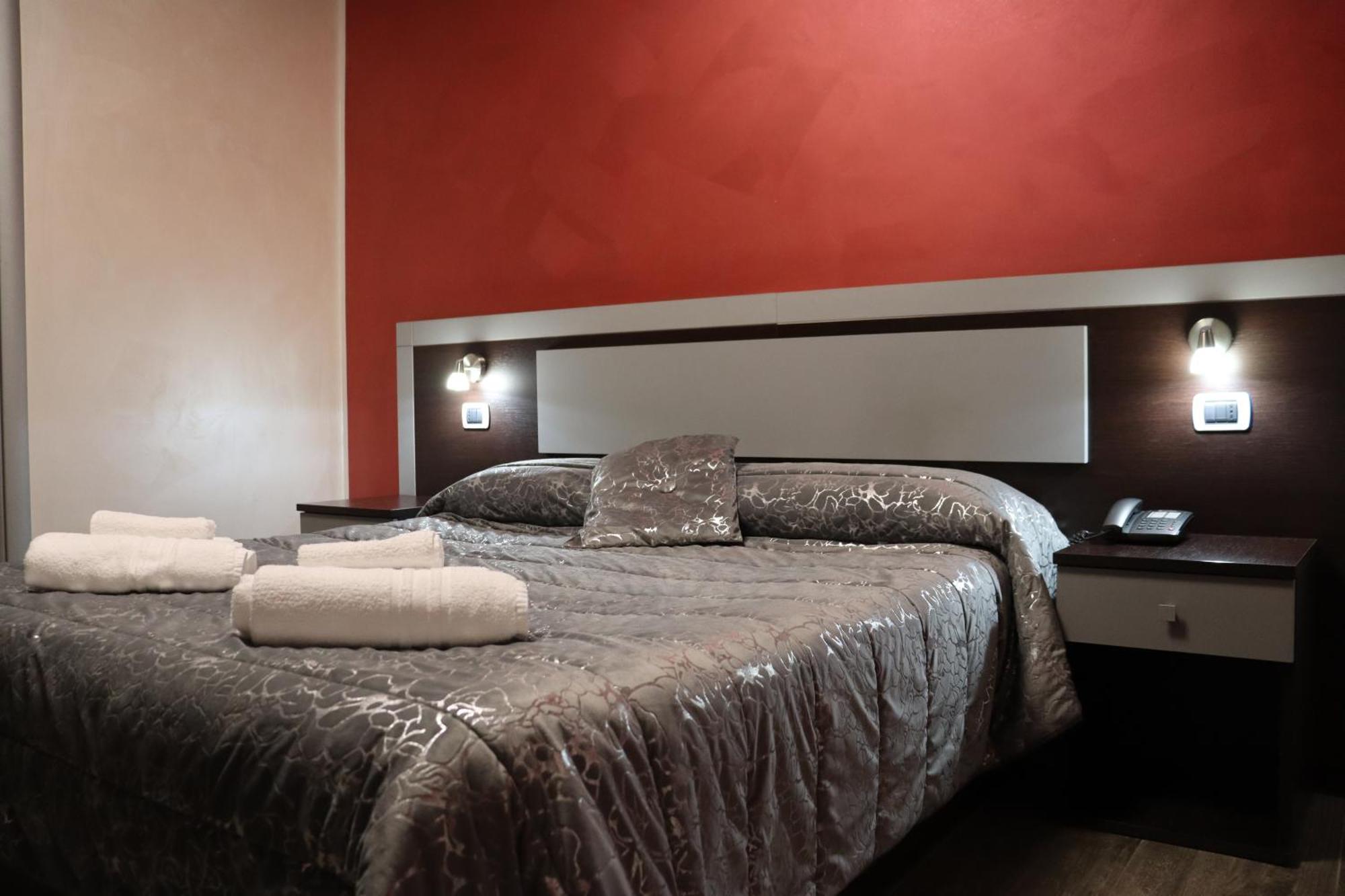Hotel Paradiso 팔레나 외부 사진